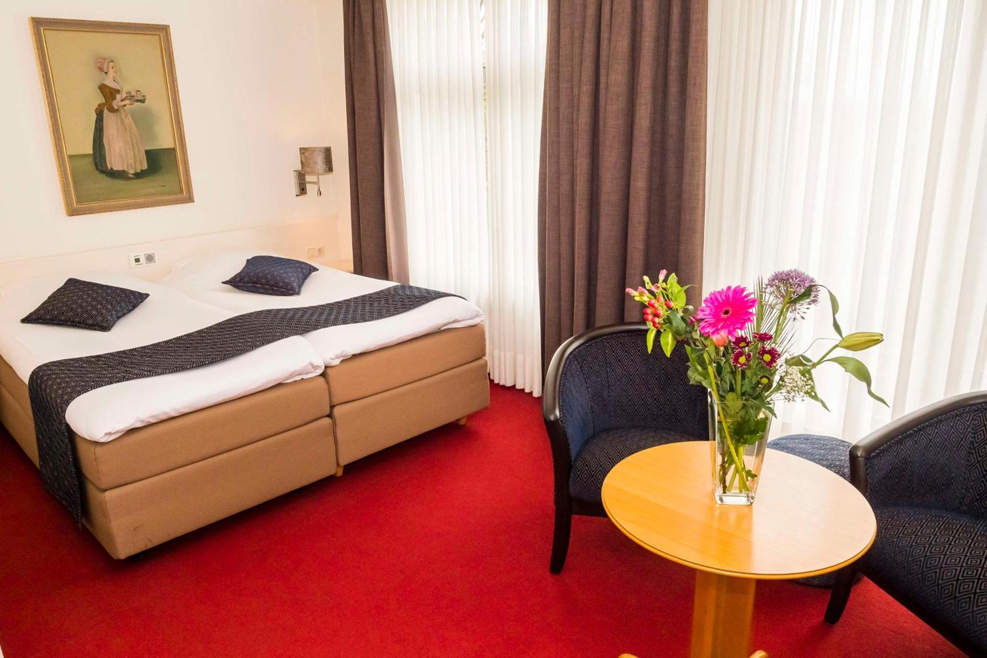 Hotel Western